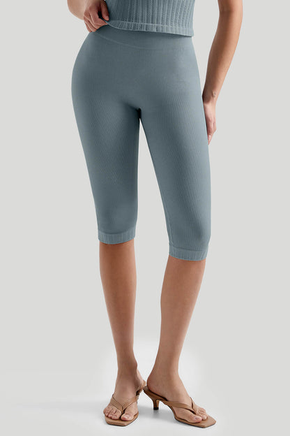 Ribbed Capri Pants