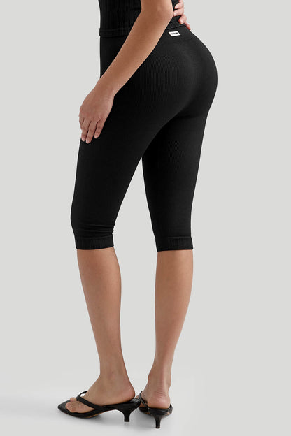 Ribbed Capri Pants